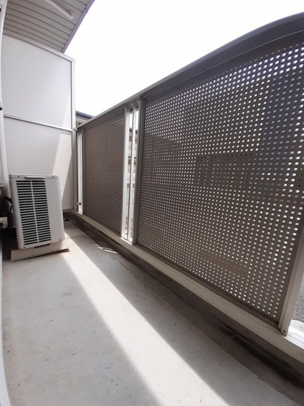 バルコニー　図面と現状に相違がある場合には現状を優先