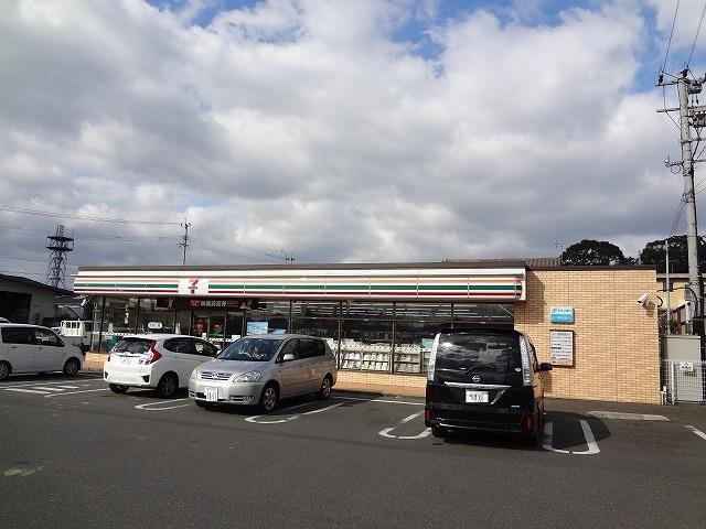 コンビニ　セブンイレブン八幡楠橋南1丁目店（コンビニ）まで610m