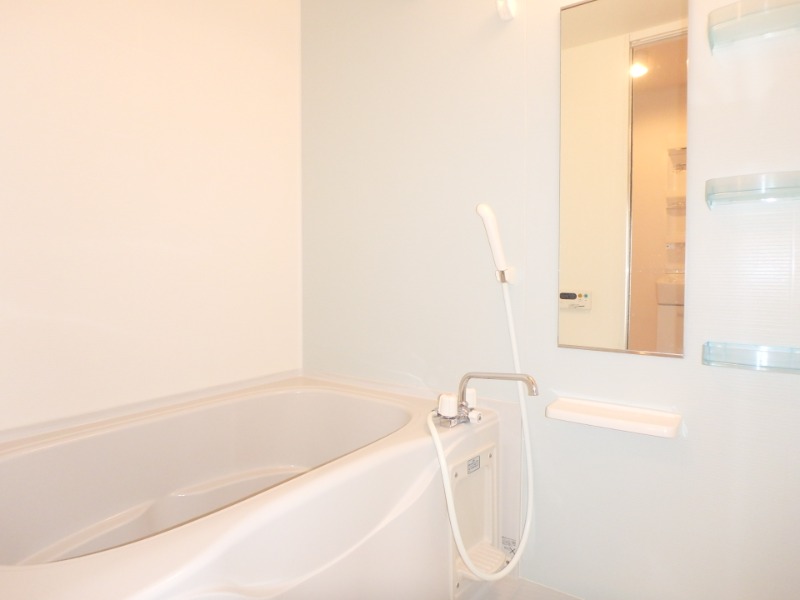 バス・シャワールーム　図面と現状に相違がある場合には現状を優先