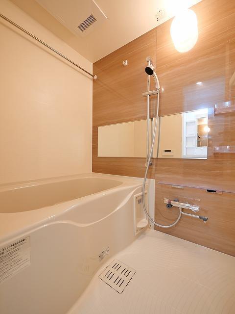 バス・シャワールーム　現状優先です