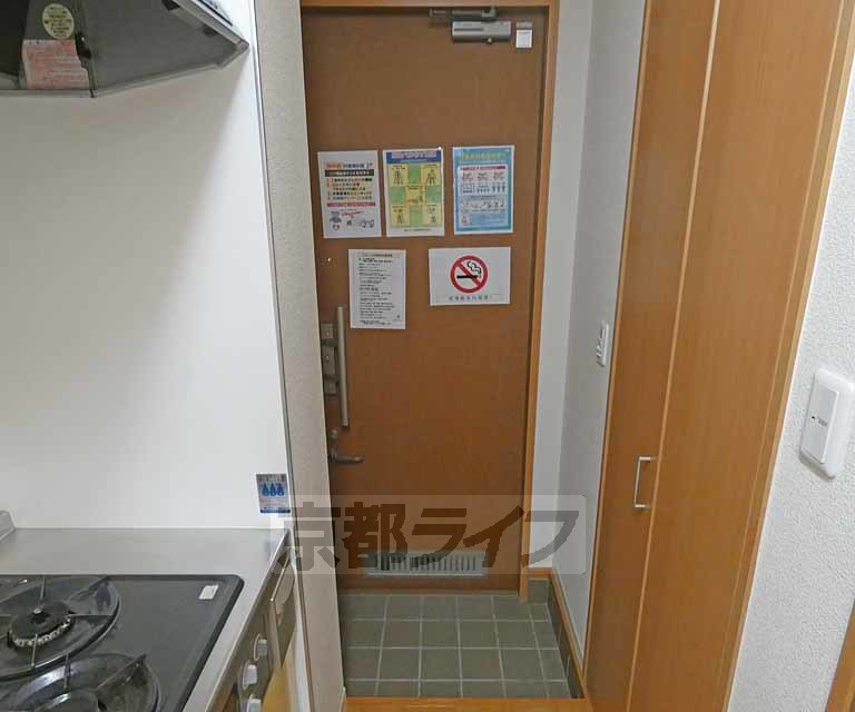 玄関　玄関です。