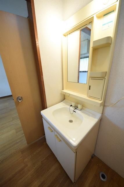 洗面設備　洗面台