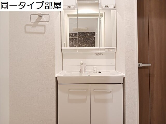 洗面設備　忙しい朝には欠かせない洗面所です