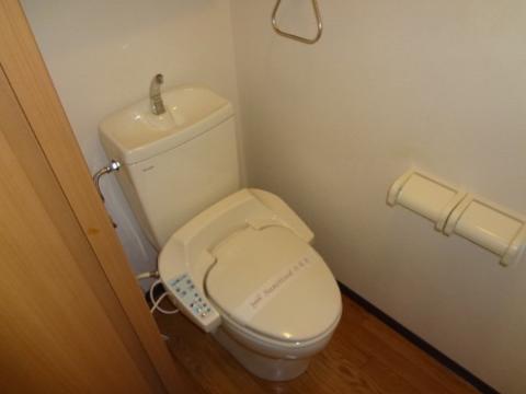 トイレ　シャワー付トイレ