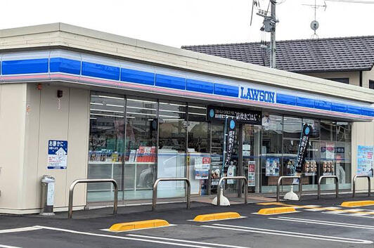 コンビニ　ローソン倉敷真備町川辺店（コンビニ）まで671m