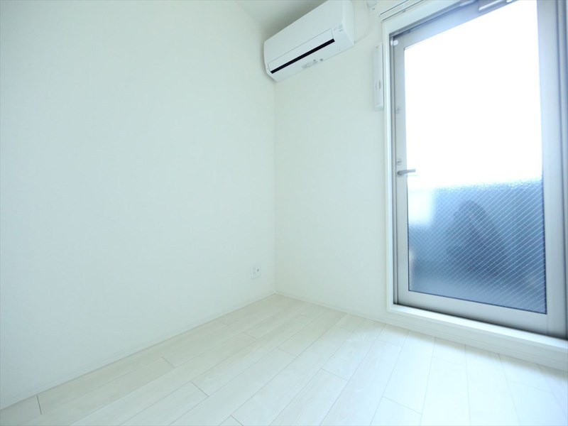 その他部屋・スペース　洋室3.8帖　エアコン完備　バルコニー　同仕様写真