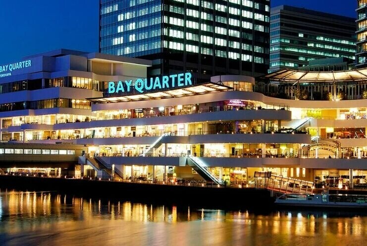 ショッピングセンター　横浜ベイクォーター（ショッピングセンター）まで864m