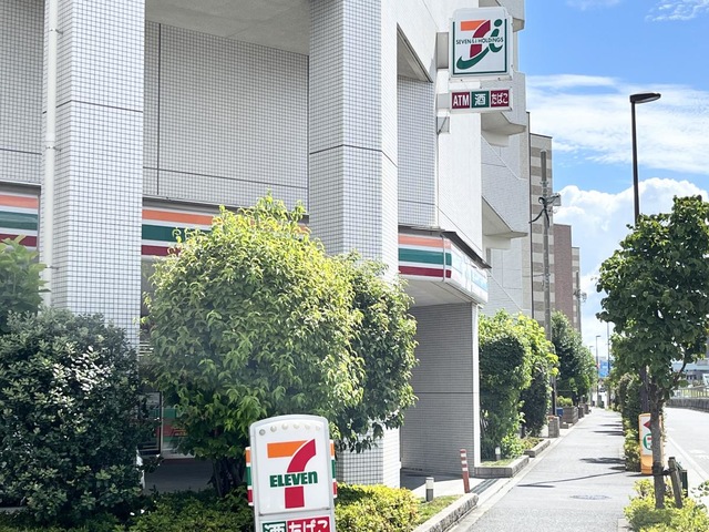 コンビニ　セブンイレブン 練馬南田中4丁目店（コンビニ）まで594m