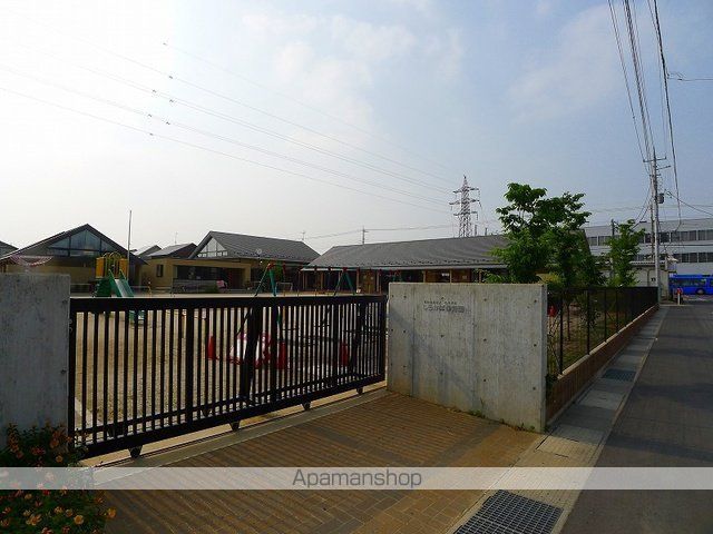 幼稚園・保育園　しらかば保育園（幼稚園・保育園）まで1300m