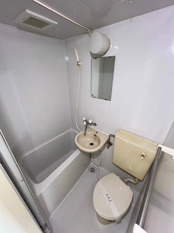 バス・シャワールーム　※他部屋参考写真