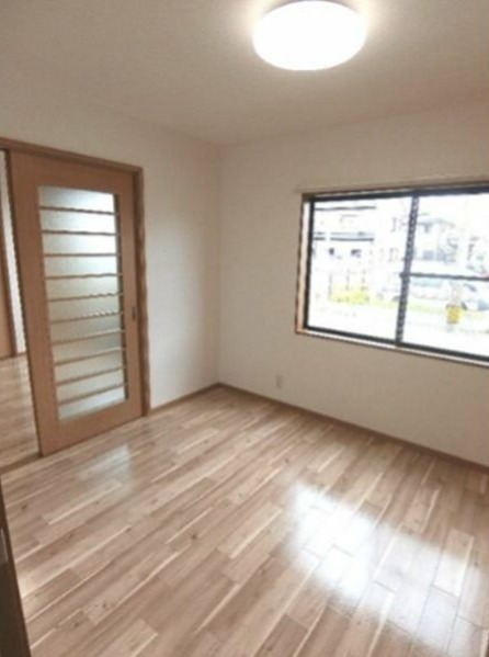 眺望　反転間取りの別部屋の写真です。