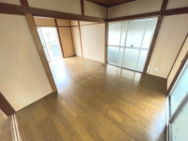 居室・リビング　使いやすい居間です