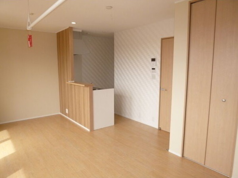 居室・リビング　図面と現状に相違がある場合には現状を優先