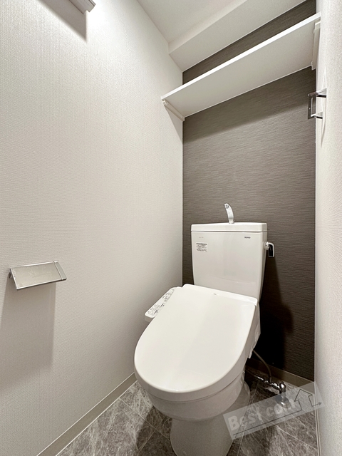 トイレ　温水洗浄便座付き♪