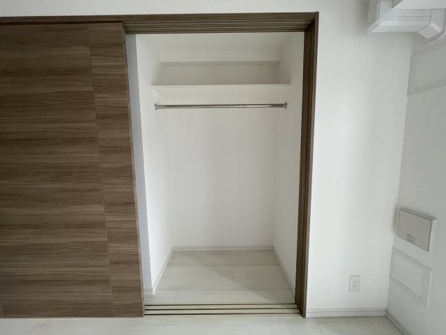 収納　Log上野駅前