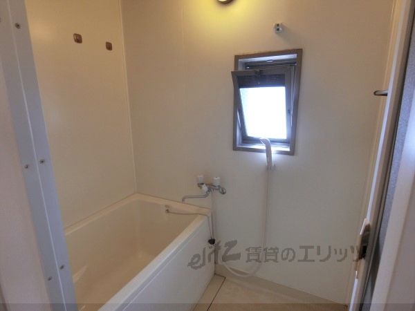 バス・シャワールーム　風呂