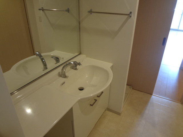 洗面設備　※モデル