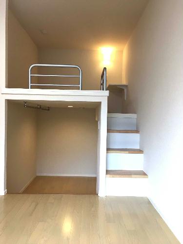 その他部屋・スペース　収納付きベッド