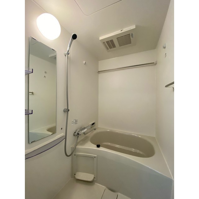 バス・シャワールーム　お風呂です