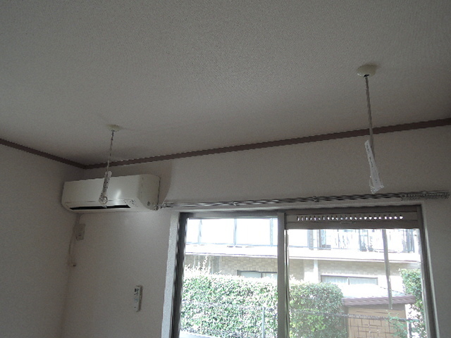 その他　雨の日に便利な室内物干フック