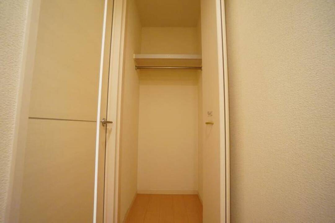 収納　クローゼット