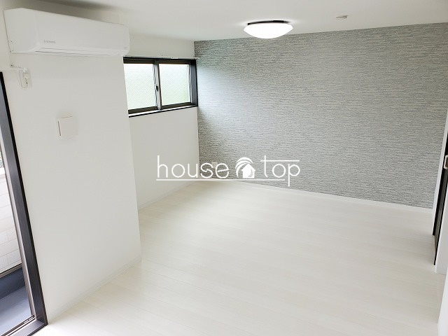 居室・リビング　広々洋室約12帖