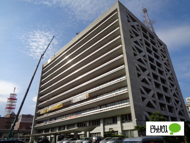 役所　岩手県庁（役所）まで2184m