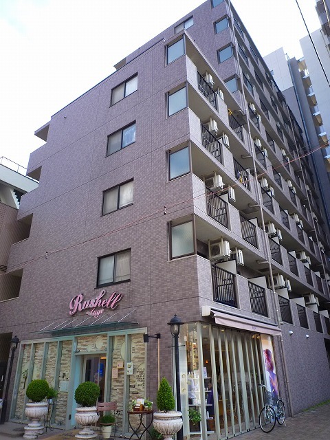 建物外観　おしゃれな外観