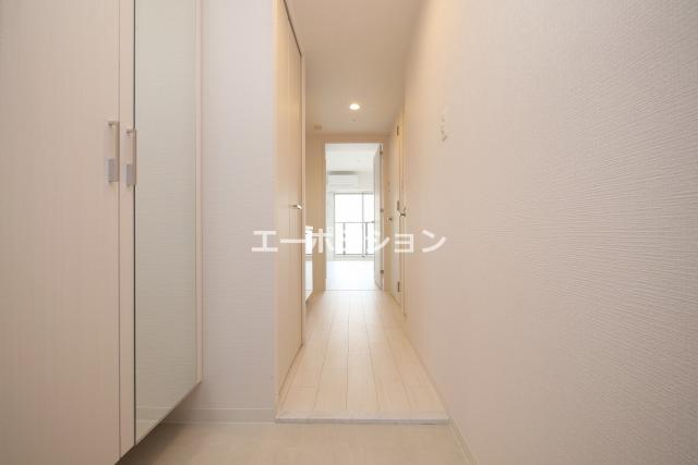 玄関　エスリード難波ザ・ブライト
