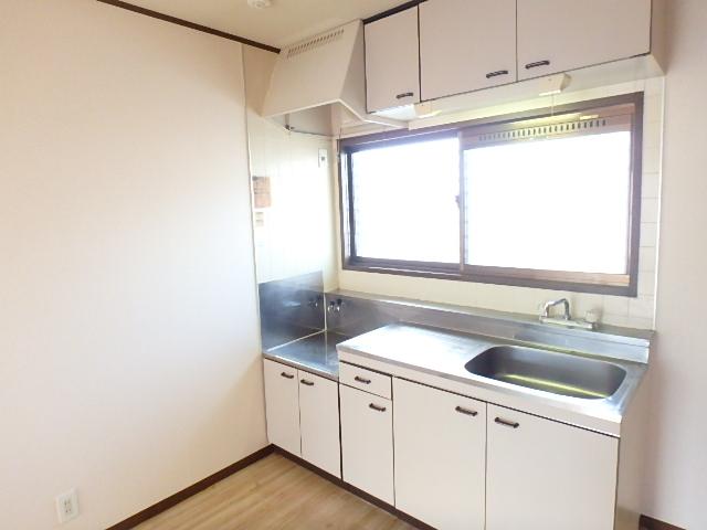 キッチン　調理スペースあります。