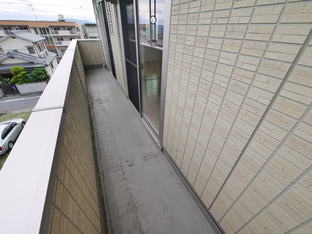 バルコニー　落ち着いた時間を過ごせるバルコニーです