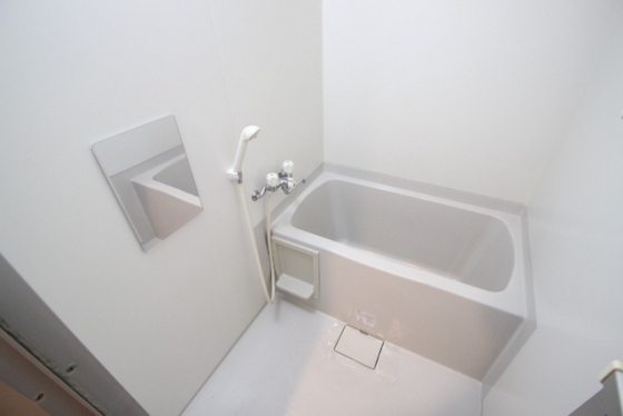バス・シャワールーム　※別号室の写真です