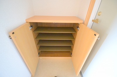 玄関　府中町の賃貸情報はシティホーム海田センターへお任せください