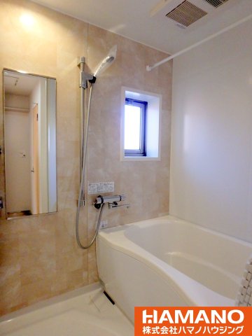 バス・シャワールーム　日々の疲れを癒すお風呂付です