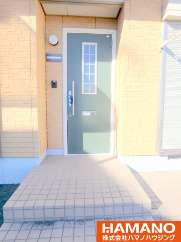 玄関　落ち着いた玄関です