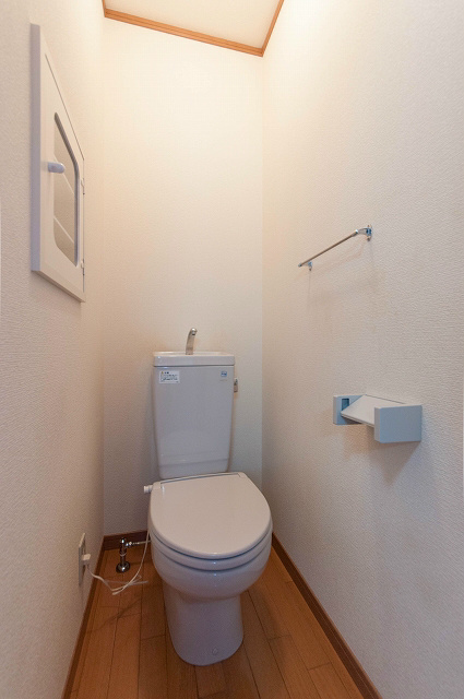 トイレ　※写真は今回募集の部屋とは異なります