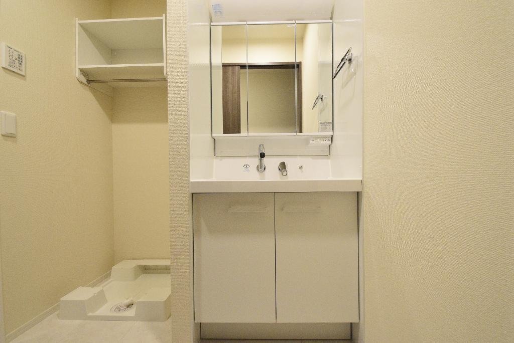 洗面設備　洗髪洗面化粧台