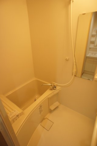 バス・シャワールーム　お風呂で日々の疲れを落としましょう