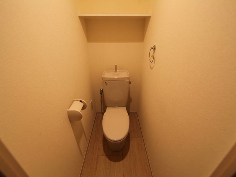 トイレ　洋式トイレ（温水洗浄便座設置可）