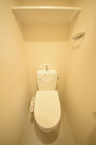 トイレ　プレサンス大手前ピリオド　トイレ