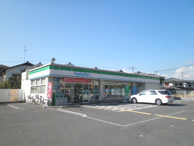 コンビニ　ファミリーマート府中病院店（コンビニ）まで531m