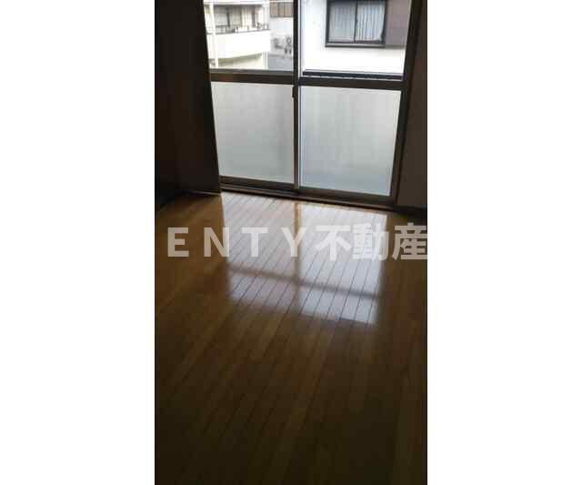 居室・リビング　使いやすい居間です