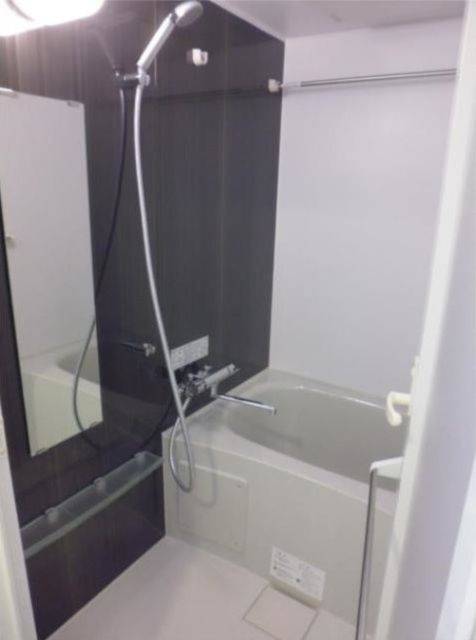 バス・シャワールーム　浴室