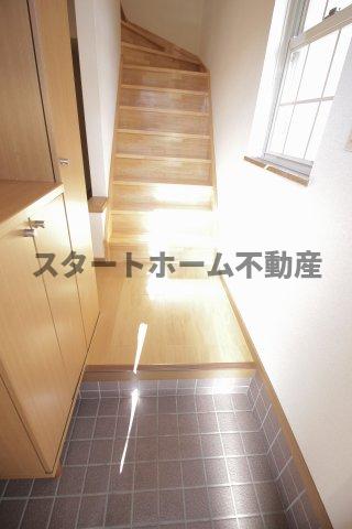 玄関　シンプルで使いやすい玄関です