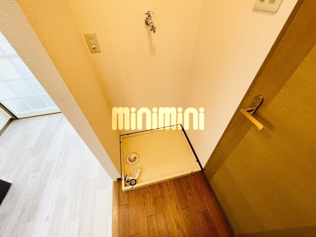 洗面設備　写真は別号室です。