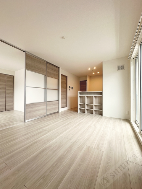 居室・リビング　広々リビングのゆったり空間♪♪