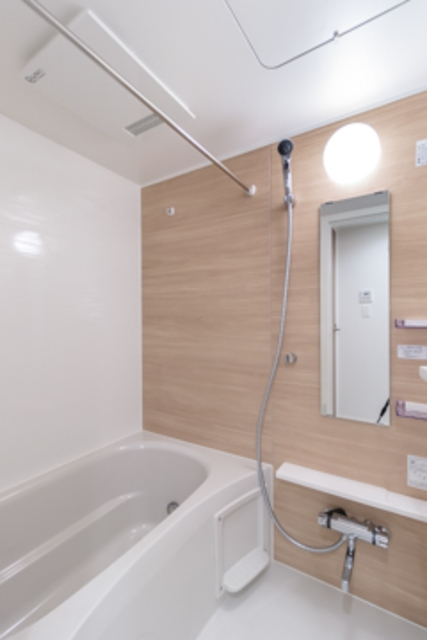 バス・シャワールーム　※写真は同タイプ住戸です。