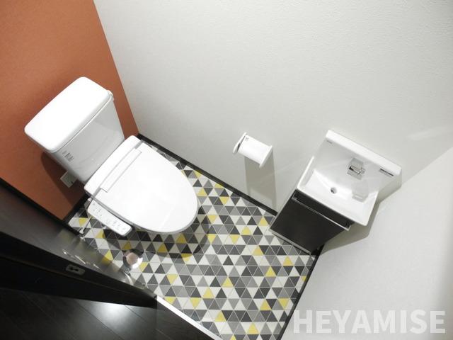 トイレ　※同間取りの別の階のお部屋の写真です※