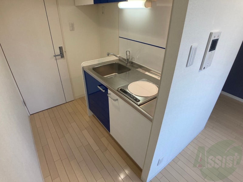 キッチン　シンプルなキッチンです。お手入れも楽々ですね！