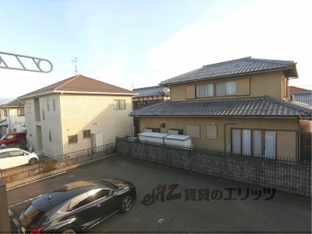 バルコニー　物干しのみ